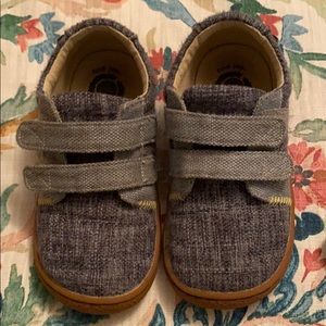 2-strap casual boys shoes